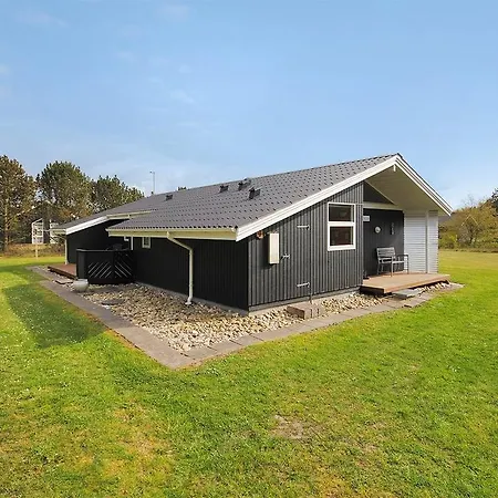 بيت للعطل Three-bedroom Holiday Skovbrynet With A Sauna 06