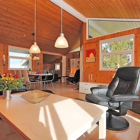 بيت للعطل Three-bedroom Holiday Skovbrynet With A Sauna 06